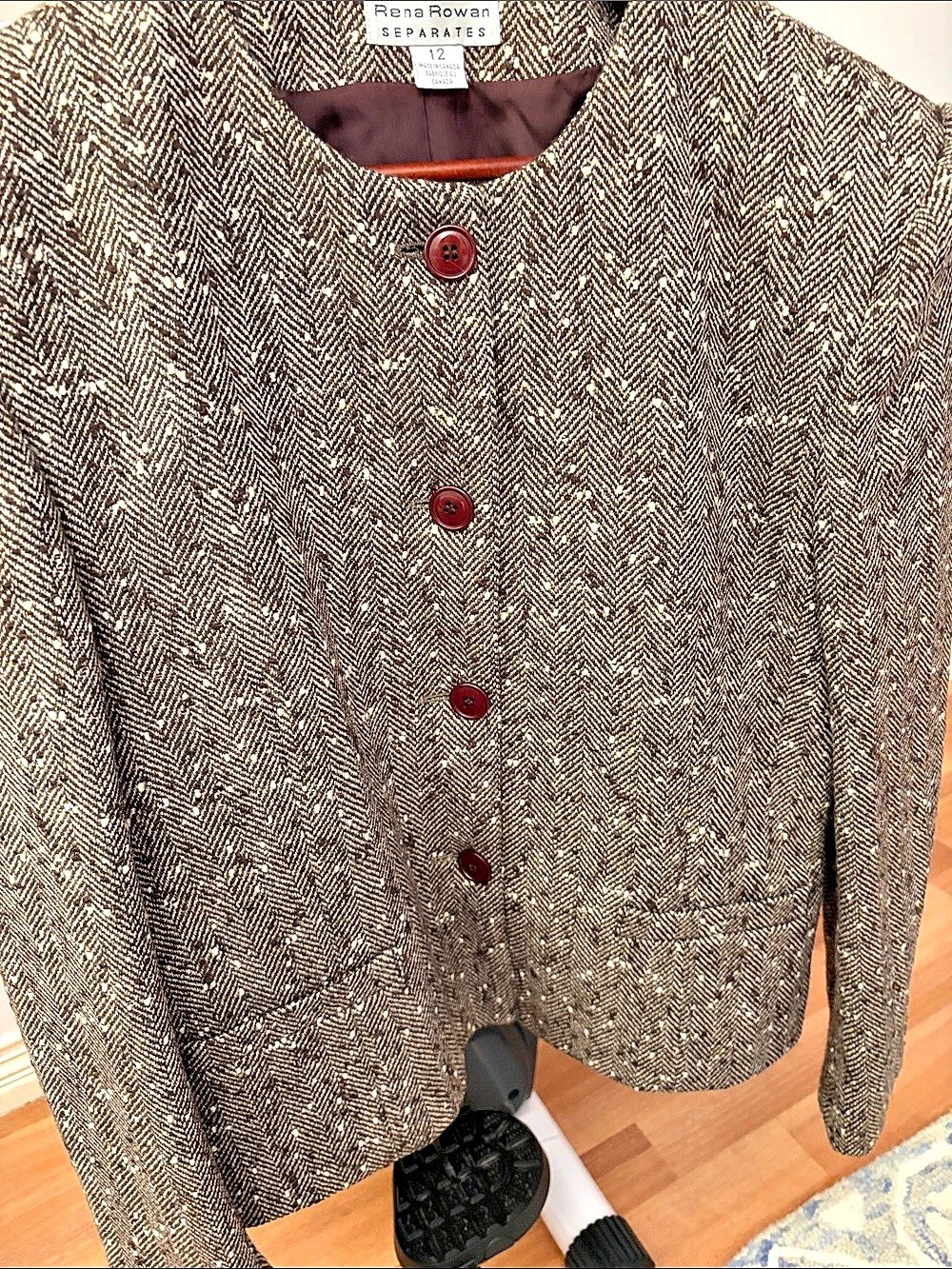 Rena Rowan Houndstooth Skirt Suit Size 12 Like New
Vintage collection 1980βs